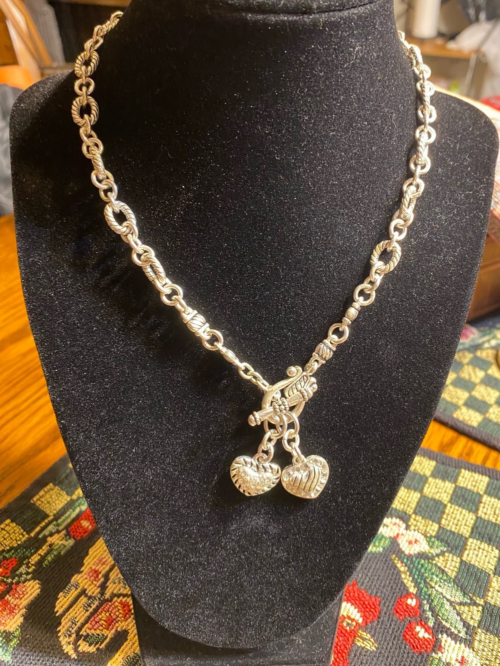 Premier Designs Vintage Silver Heart Toggle Necklace Link Chain Puffy Charm